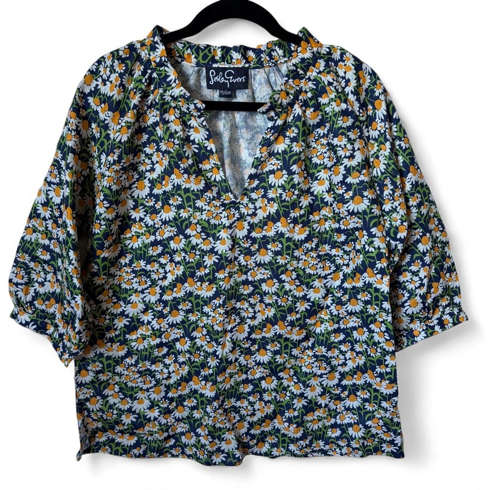 Lesley Evers floral linen blouse with v neck & ruffle collar medium cottagecore